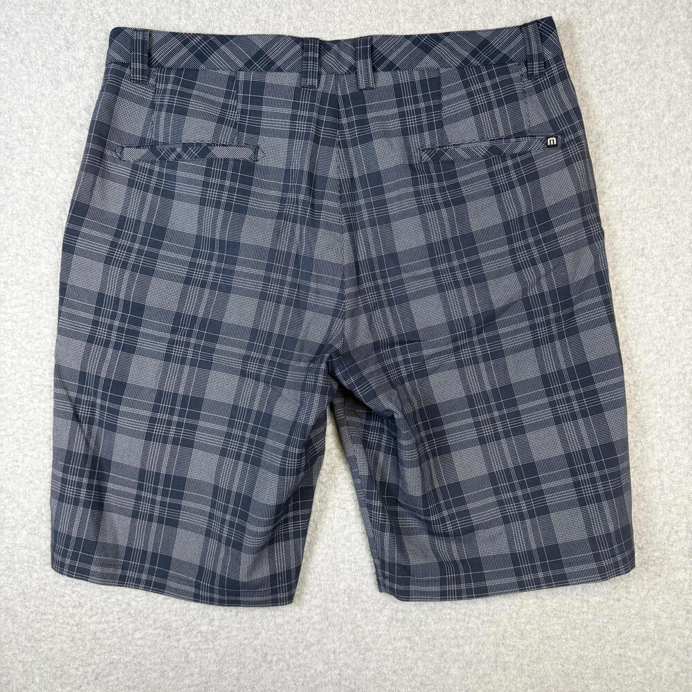 Travis Mathew Men's Size 34 Blue Bermuda Style Shorts 10.5" Inseam - Picture 6 of 7